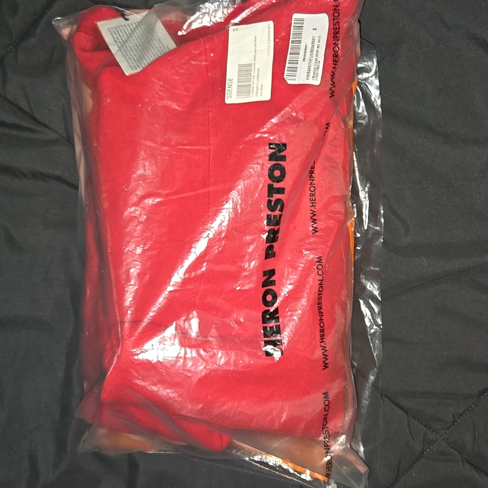 NWT Heron Preston Vibrant Red Crewneck Sport Sweatshirt Size S - Picture 10 of 11